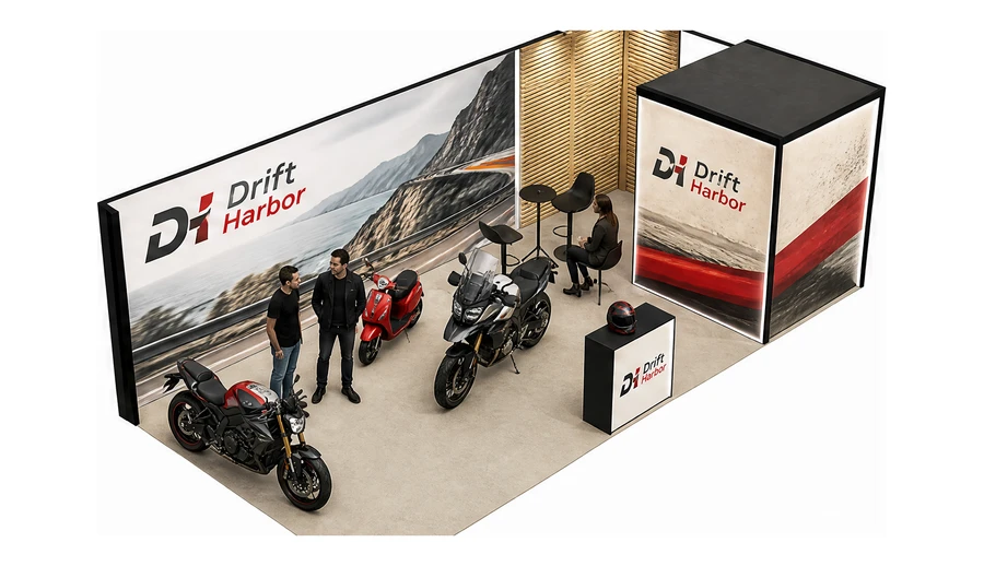 Stoisko 8 × 4 m narożne prawe dla branży motocykle i skutery, przykładowa marka Drift Harbor