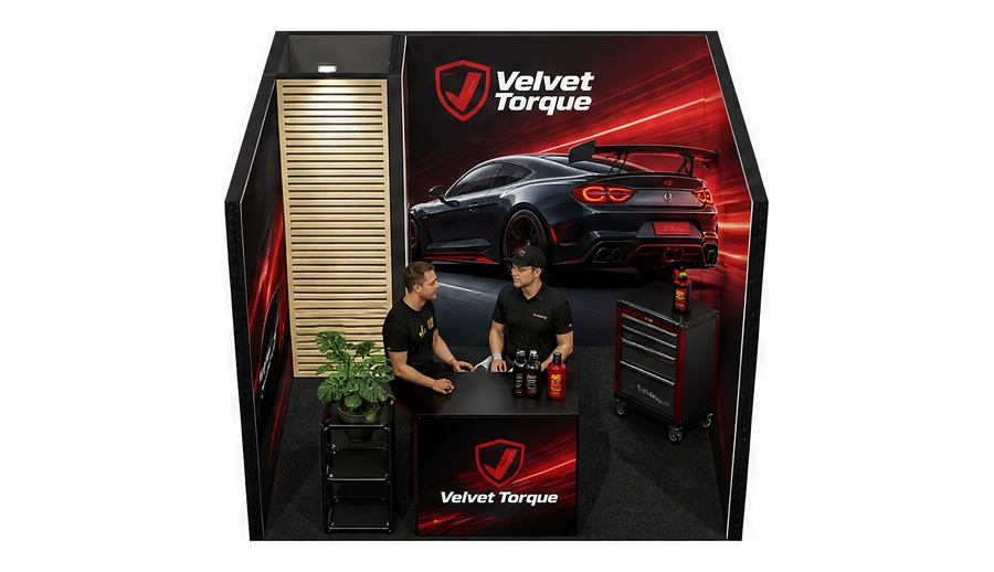 Stoisko 3 × 3 m szeregowe dla branży tuning i detailing, przykładowa marka Velvet Torque